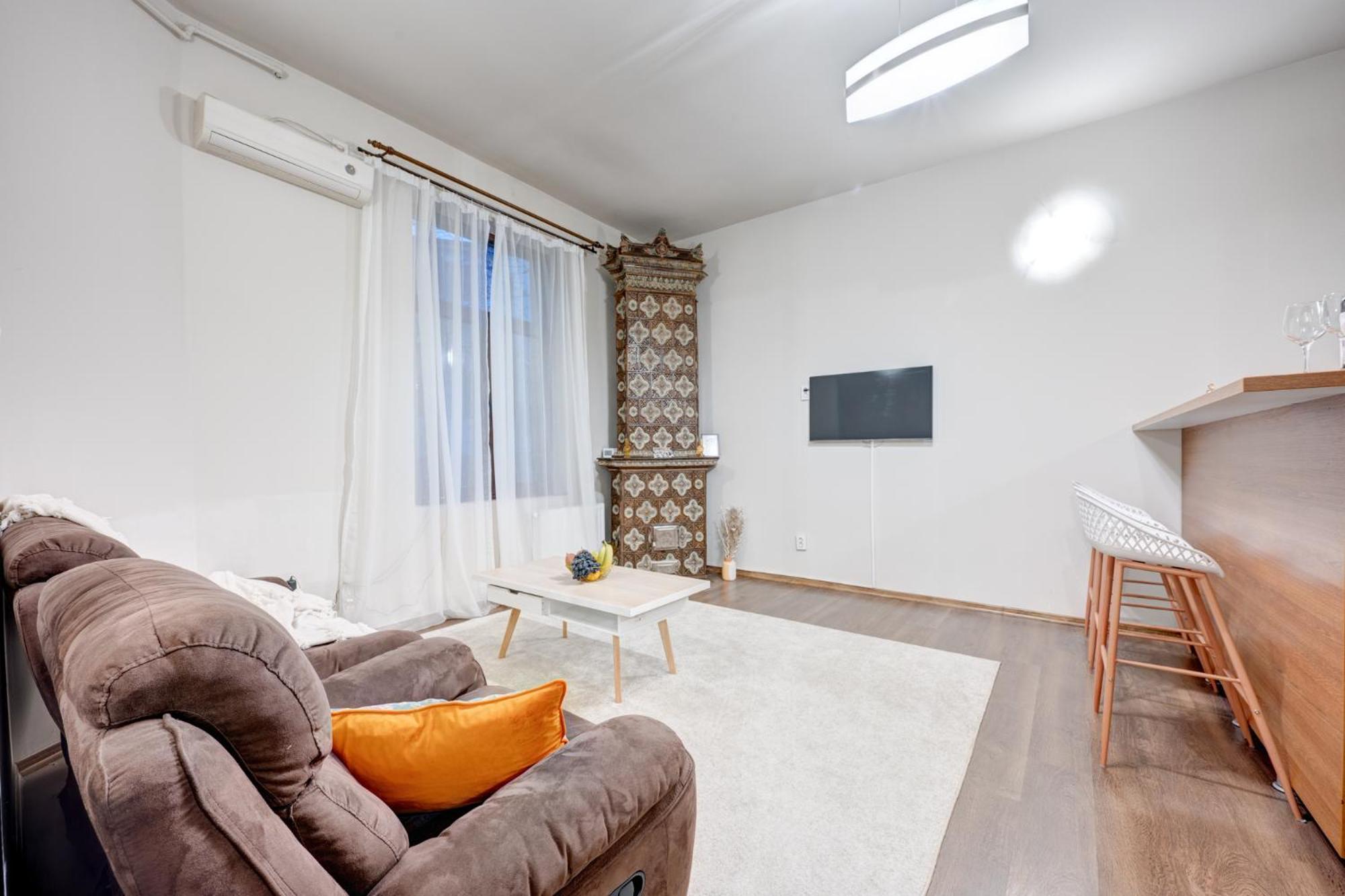 Holiday Apartments Bukares Bagian luar foto