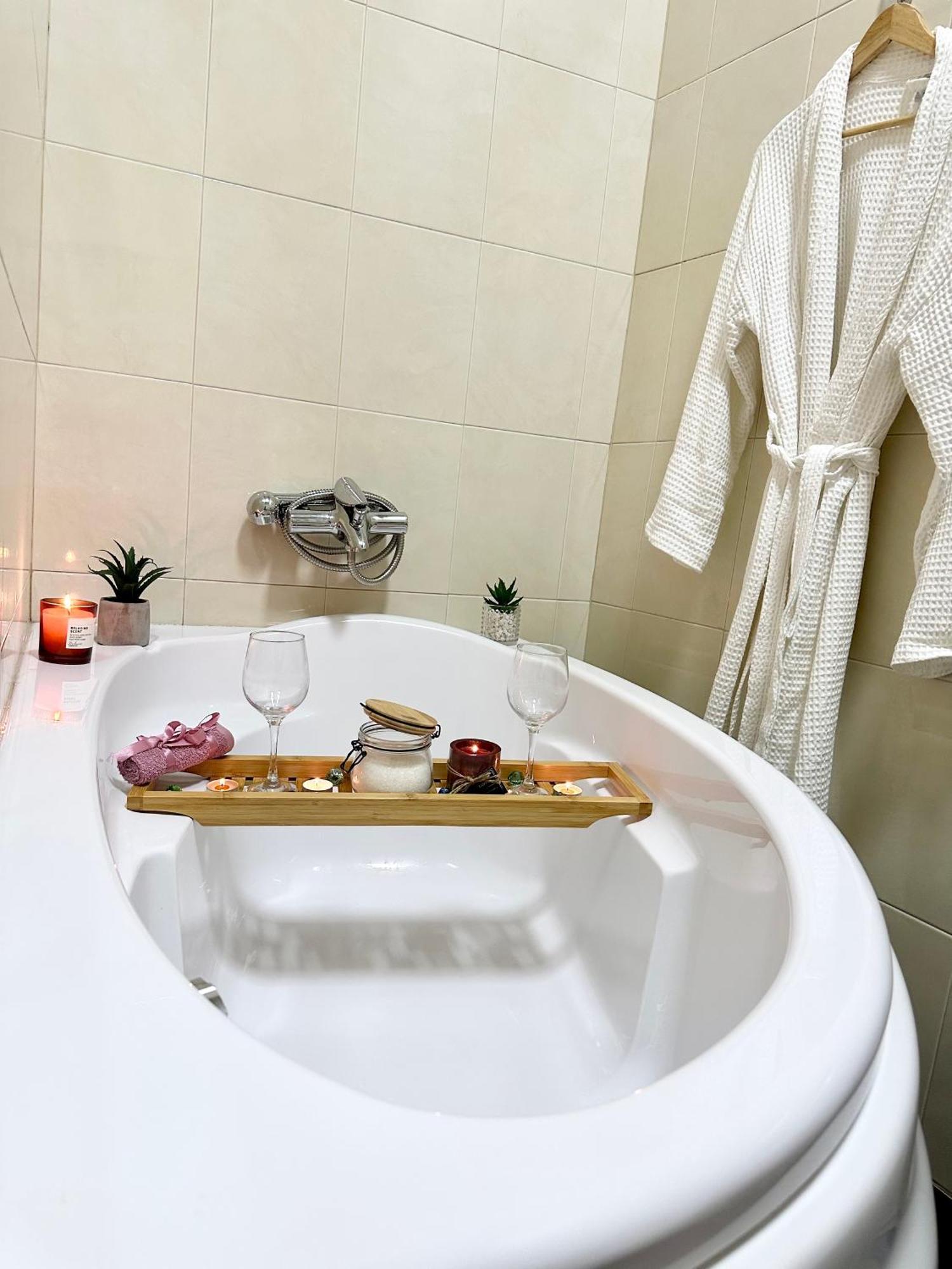 Holiday Apartments Bukares Bagian luar foto